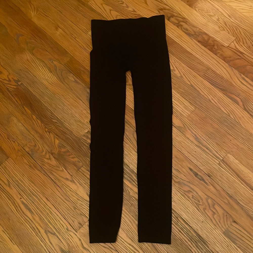 EUC Assets Red Hot Label by Spanx Leggings